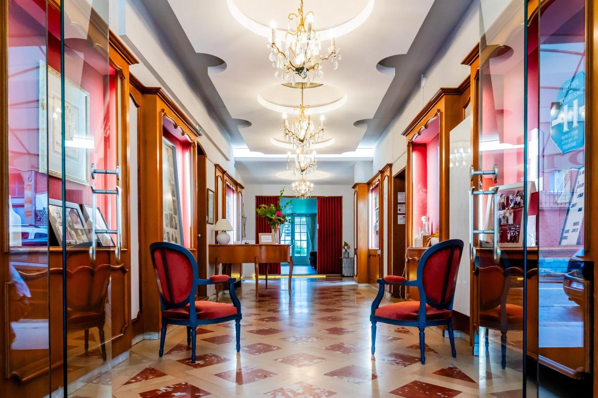 Hotel Joly Armentières Exteriör bild